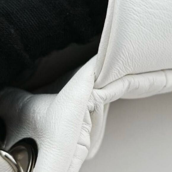 Chanel White Chocolate Bar Flap Bag Silver Hardware Lambskin Awesome Condition - Picture 10 of 10